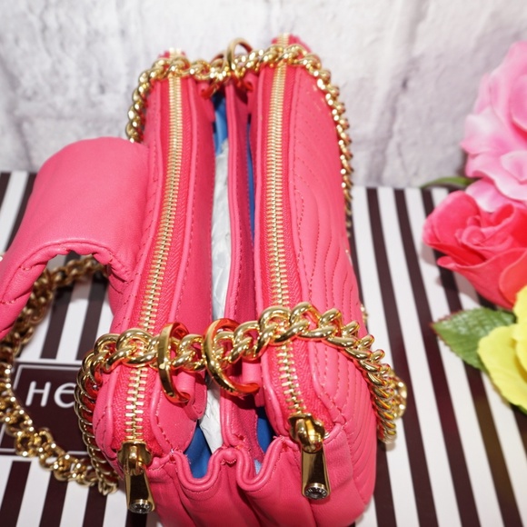 HENRI BENDEL No.7 Quilted BUTTERY SOFT LEATHER Bag - Picture 2 of 5